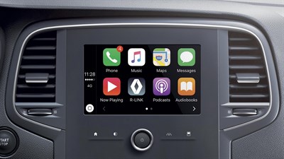R-LINK 2 with Apple CarPlay installed in Renault vehicle