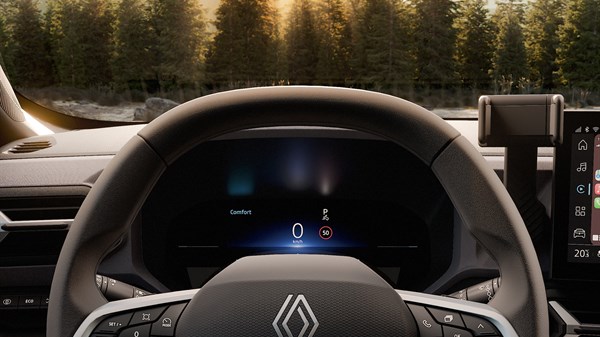 Renault Duster - 7" digital colour cluster