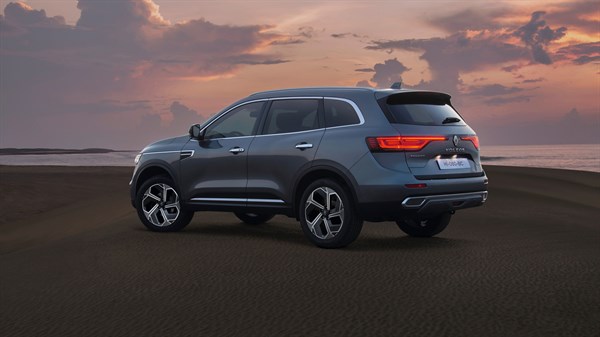 Renault KOLEOS exterior design 3D back view