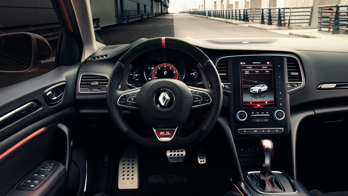 Renault MEGANE RS - Dashboard on the driver's side