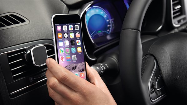 New Renault KOLEOS portable smartphone holder