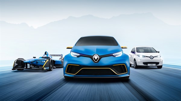 A front view of the Renault ZOE e-Sport concept car running on the track